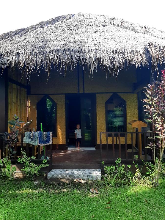 Tangga Bungalows Gili Air Exterior photo