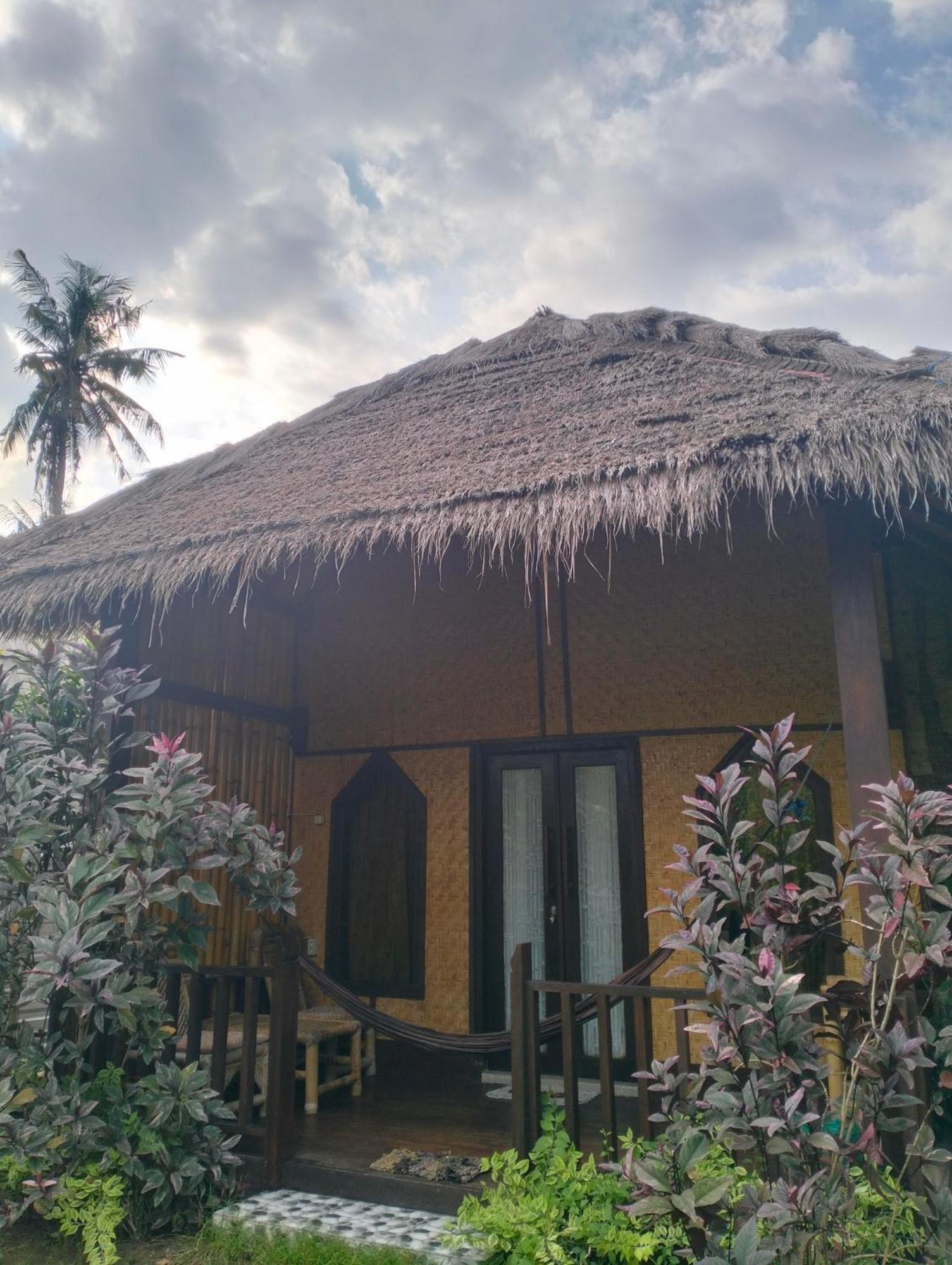 Tangga Bungalows Gili Air Exterior photo